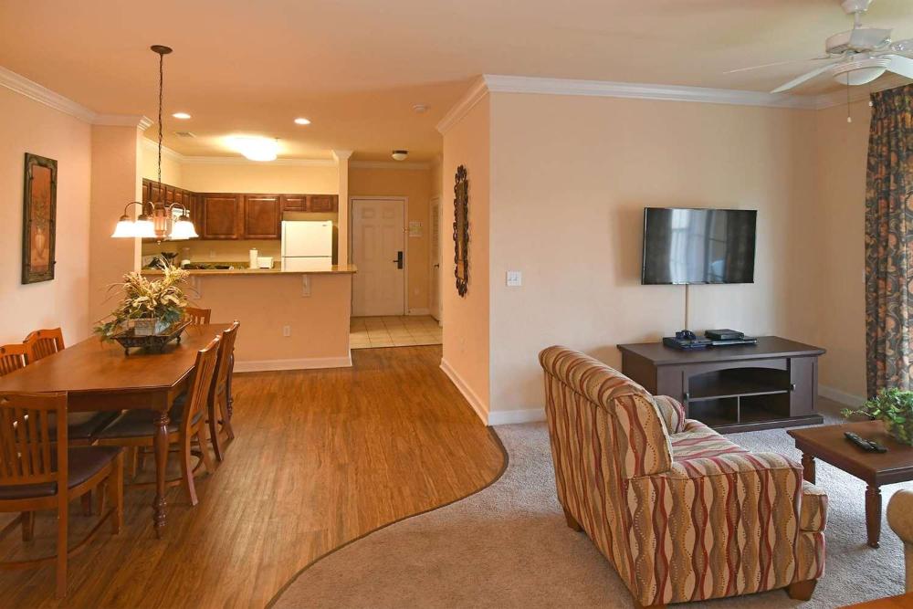 Room image 3