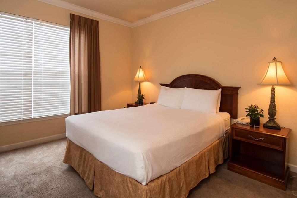 Room image 2