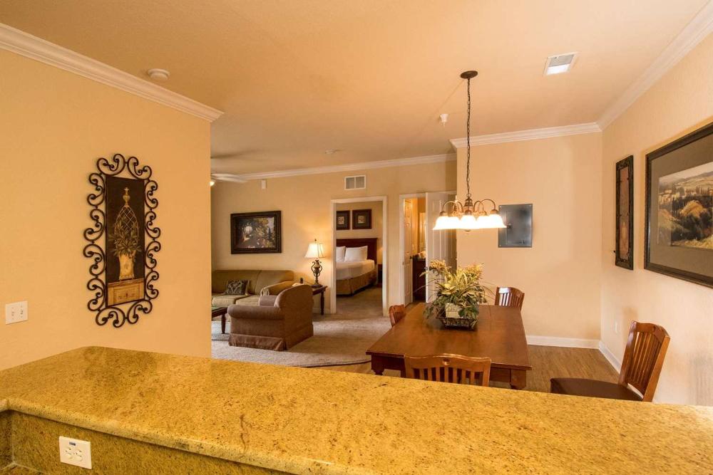 Room image 4